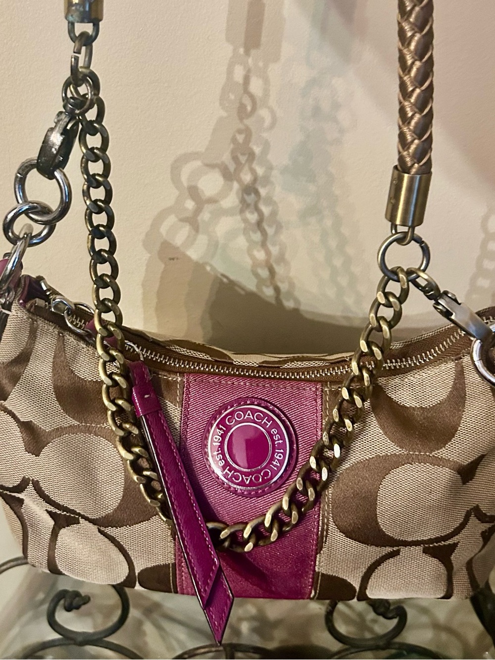 Coach Vintage Signature Canvas Shoulder Bag with Magenta Accents - Picture 3 of 16